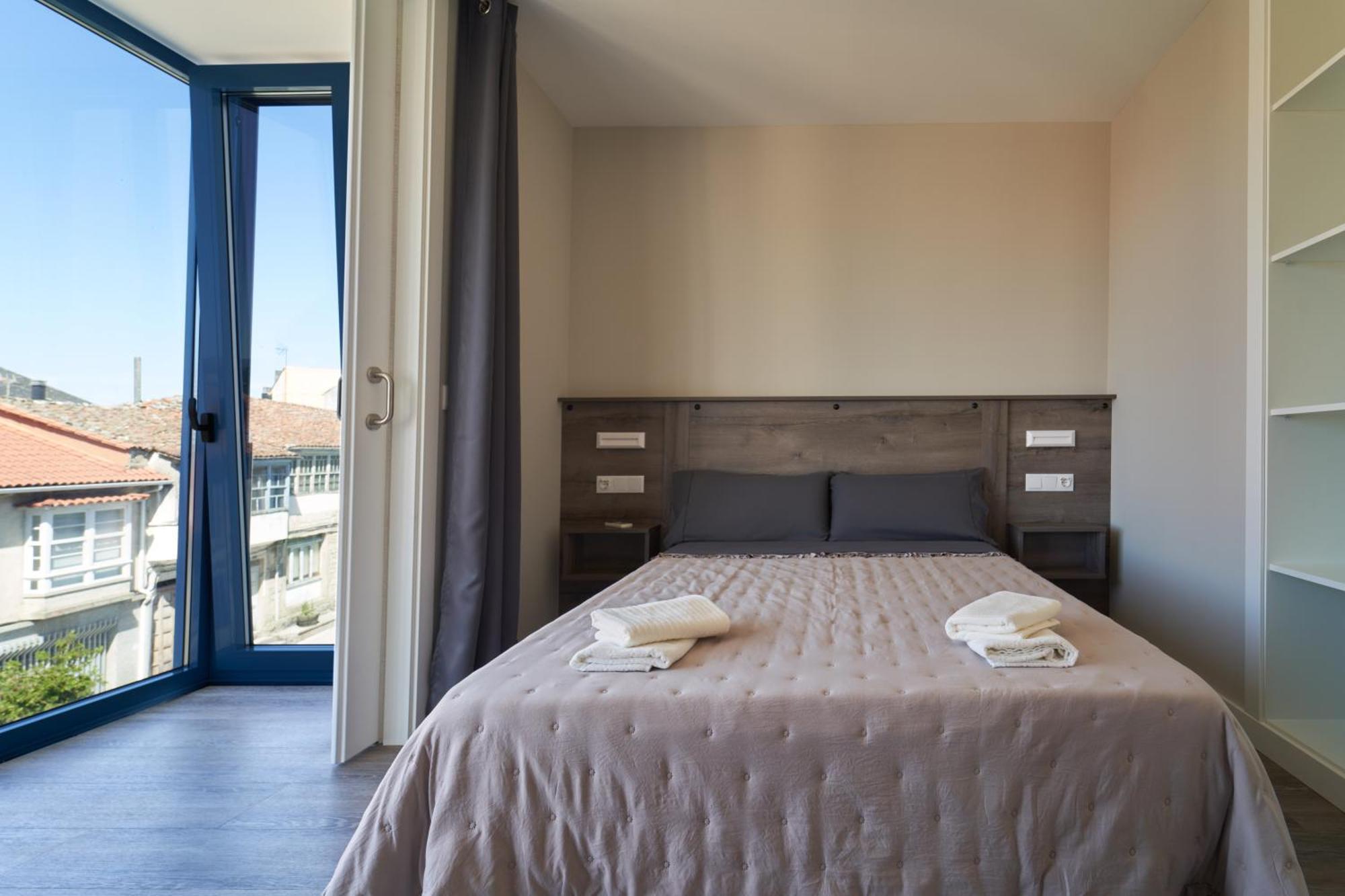 Apartamentos Carballal Palas de Rei Luaran gambar